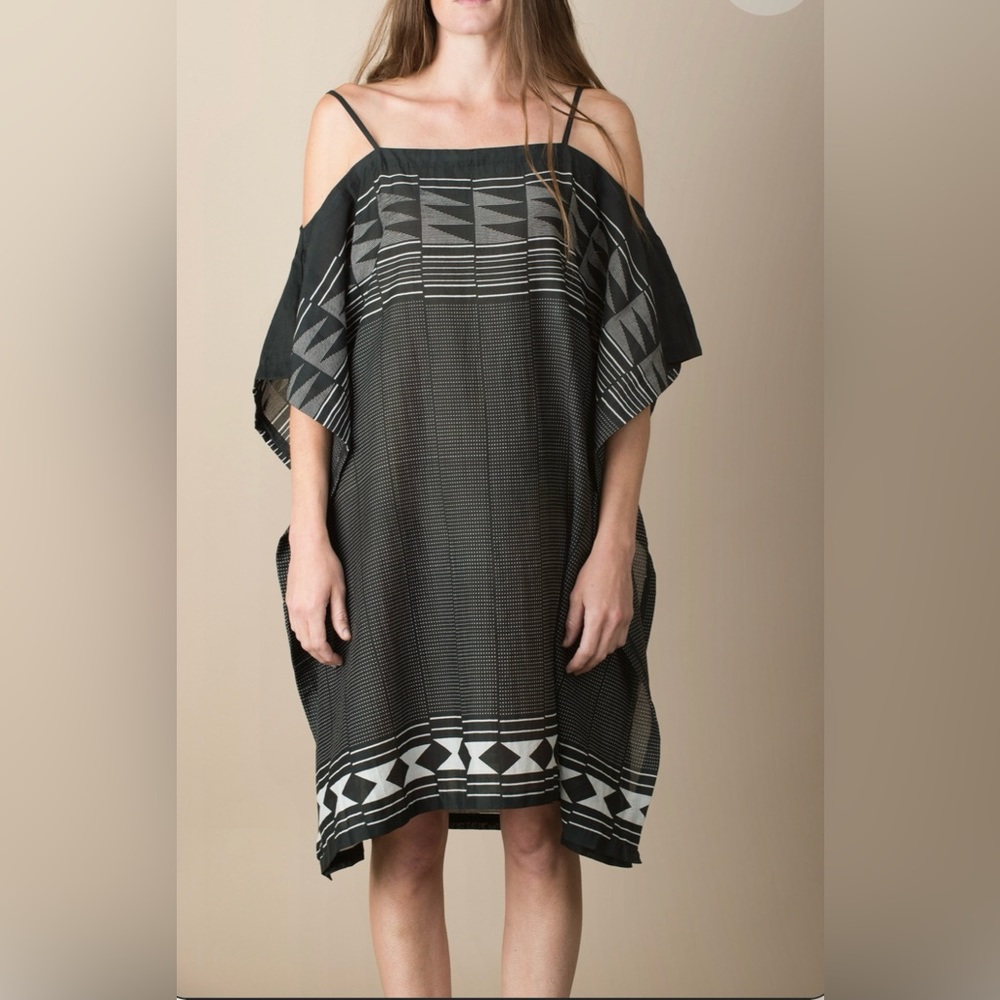 A PEACE TREATY Imoa Caftan in Black